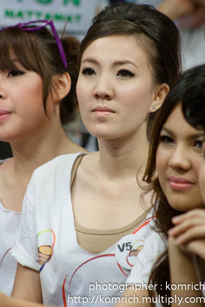 น้องปิ๊ก V5 ตัวแทน ม.บูรพา ในรายการ AF8