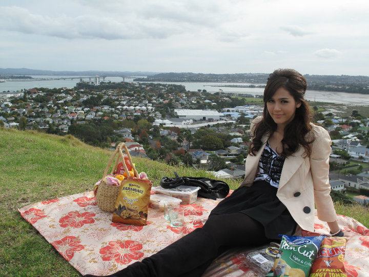 ชมพู่ อารยา กับชุดของที่ใส่เล่นละคร