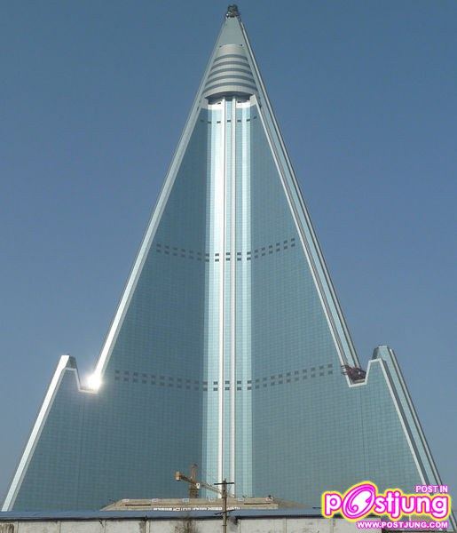 Ryugyong Hotel 2011