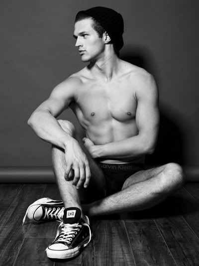 นายแบบเซ็กซี่เบาๆ