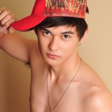 หนุ่มน้อยหล่อๆ น่ารัก พิเศษสุดสำหรับคุณกรกิจ คุณจีจี้ คุณดาด้า คุณแขก คุณม่านฟ้า คุณชะนีมดแดง คุณทรายแก้วนะคะ