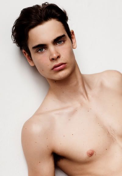 นายแบบหุ่นเซ็กซี่