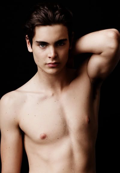 นายแบบหุ่นเซ็กซี่