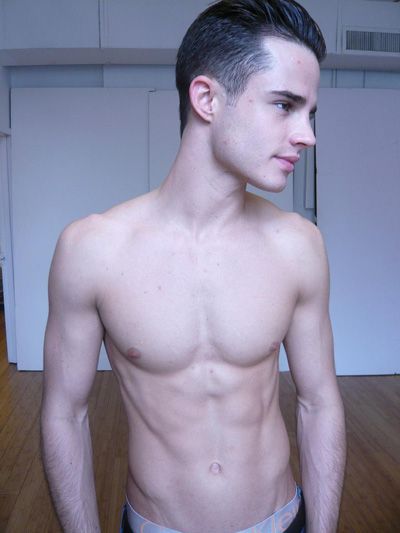 นายแบบหุ่นเซ็กซี่