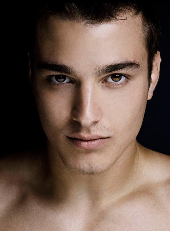 นายแบบหุ่นเซ็กซี่