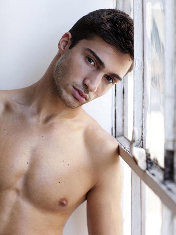 นายแบบหุ่นเซ็กซี่