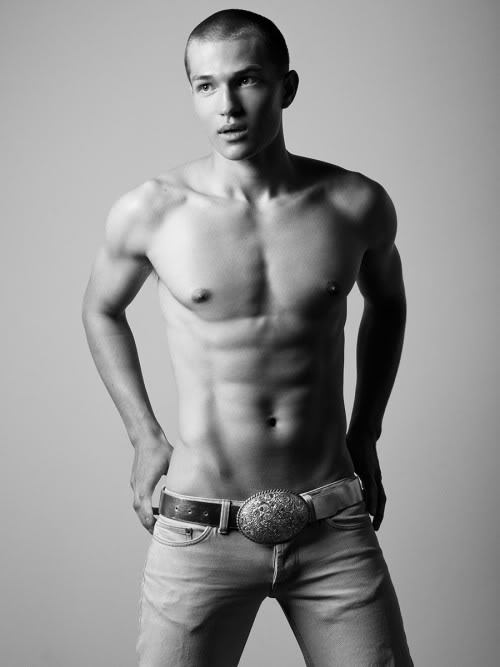 นายแบบหนุ่มอย่าหยุดเซ็กซี่