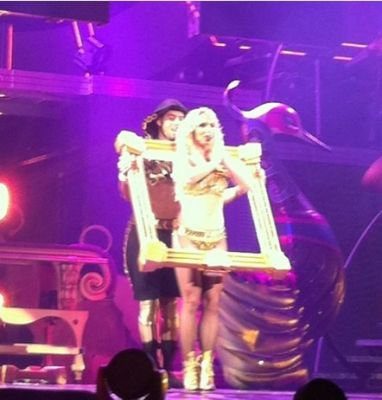 Britney  - - -  The Femme Fatale Tour San Jose!