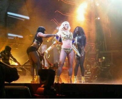 Britney  - - -  The Femme Fatale Tour San Jose!
