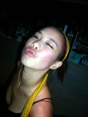 ดาราทำท่าปากจู๋ แบ๊วๆน่ารักๆ