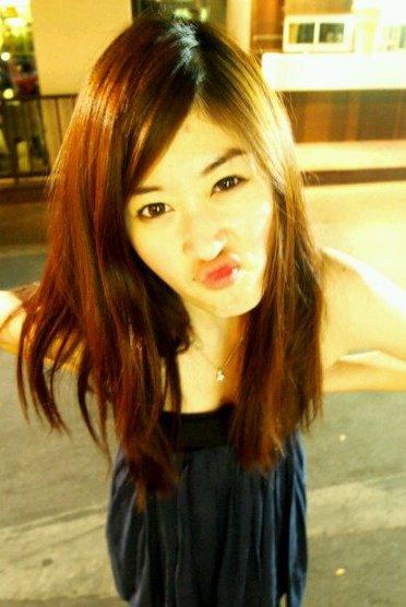 ดาราทำท่าปากจู๋ แบ๊วๆน่ารักๆ