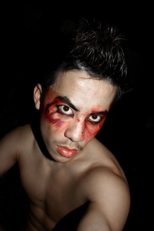 หนุ่ม Long Her