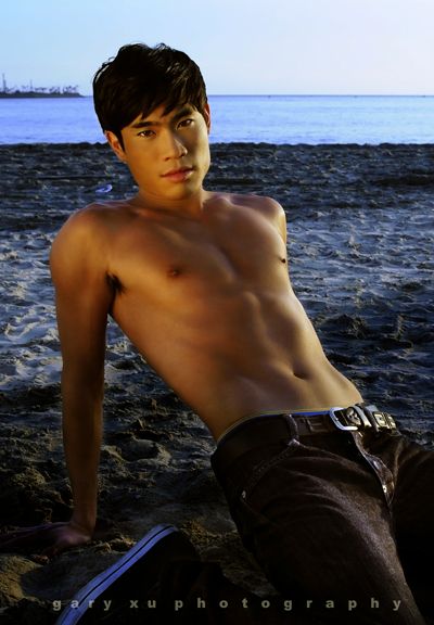 ตี๋เซ็กซี่ R Moy