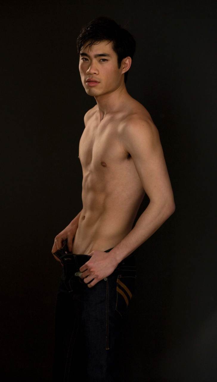 ตี๋เซ็กซี่ R Moy