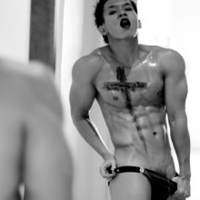 แรงเข้มกับ Ricky Tang