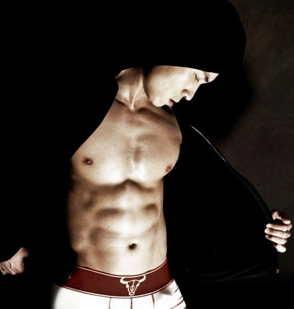 ตี๋ล่ำๆ