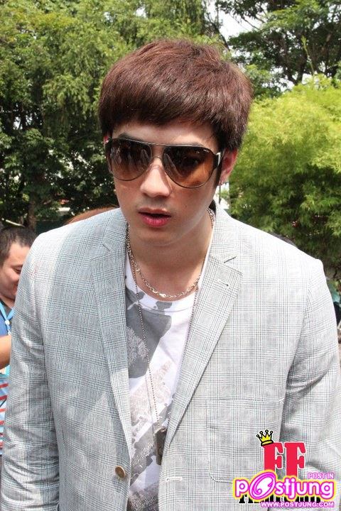 Pic.ฟิล์ม-รัฐภูมิ ใช้สิทธิ์เลือกตั้งล่วงหน้า