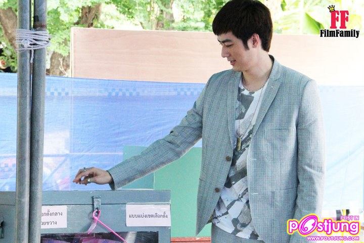 Pic.ฟิล์ม-รัฐภูมิ ใช้สิทธิ์เลือกตั้งล่วงหน้า