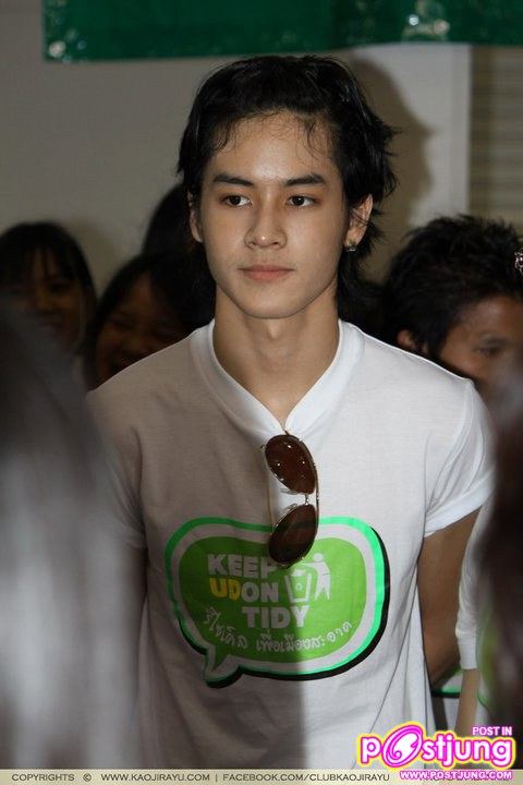 เก้า-จิรายุ @ งาน Keep UDON TIDY (รีไซเคิลเพื่อเมืองสะอาด)