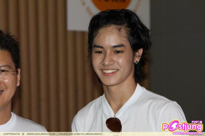 เก้า-จิรายุ @ งาน Keep UDON TIDY (รีไซเคิลเพื่อเมืองสะอาด)