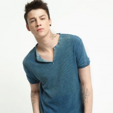 นายแบบหนุ่มน้อยAsh Stymestกับแฟชั่นเสื้อผ้าเท่ๆ