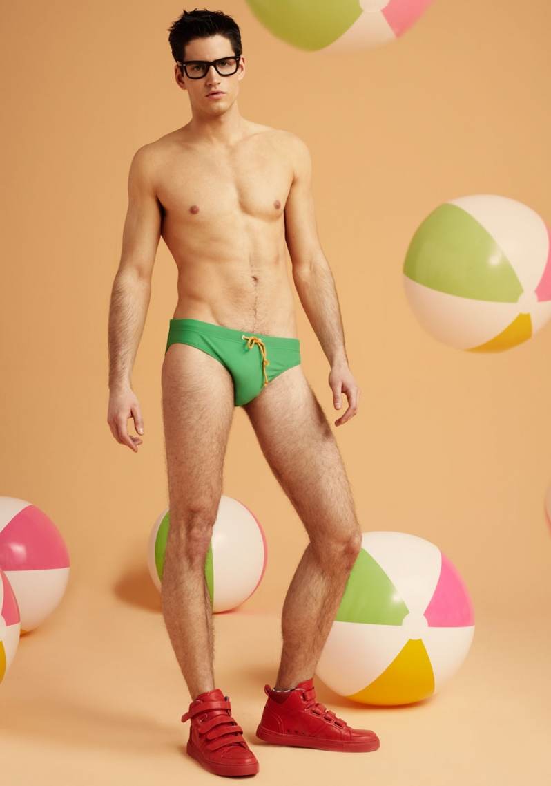 แฟชั่นหน้าร้อนกับหนุ่ม Jakub Zelman