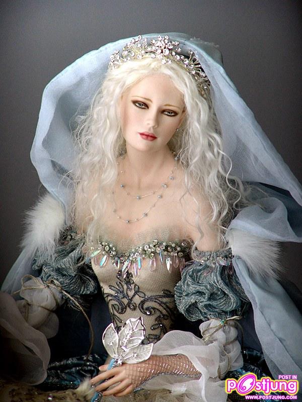 ตุ๊กตาราชินีหิมะ