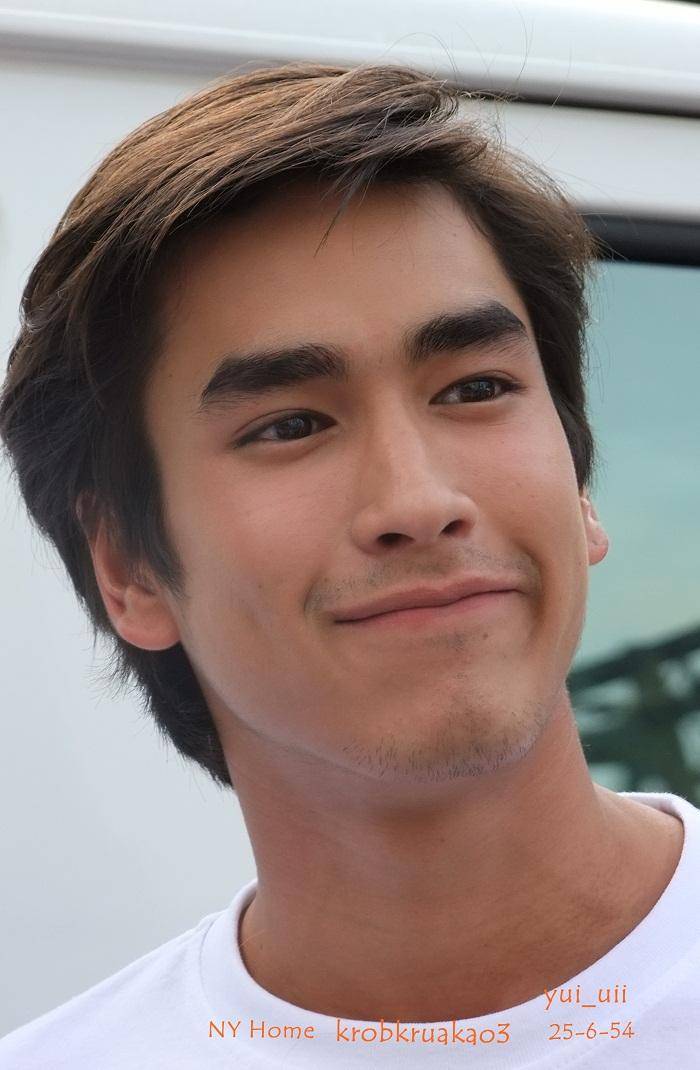 ณเดชน์ งานรณรงค์เลือกตั้ง"รวมพลคนรุ่นใหม่ หัวใจประชาธิปไตย"