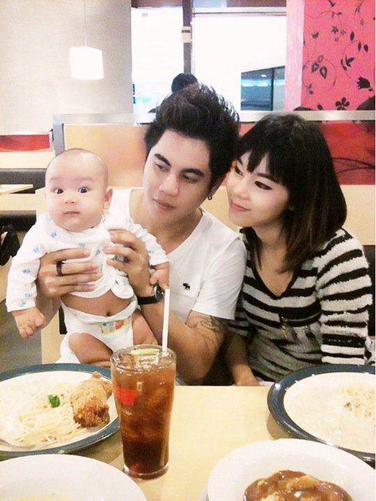 น้องนับเงิน น่ารักมาก คุณแม่สวย คุณพ่อก็หล่อค่า