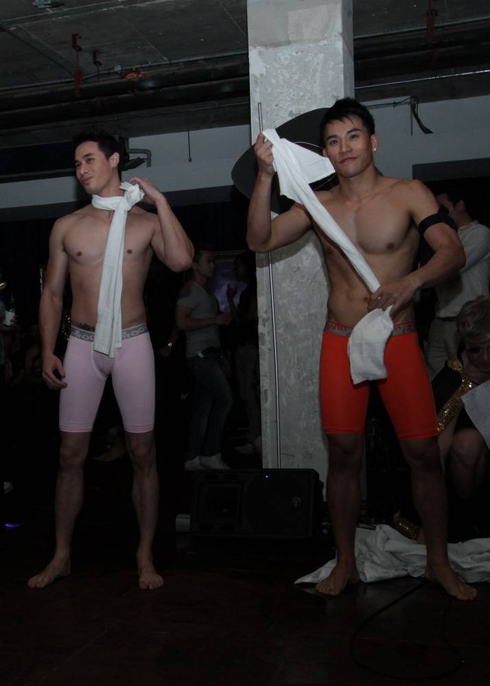 มาโหวตให้ Sexy's men จากงาน Attitude Party กันดีกว่า