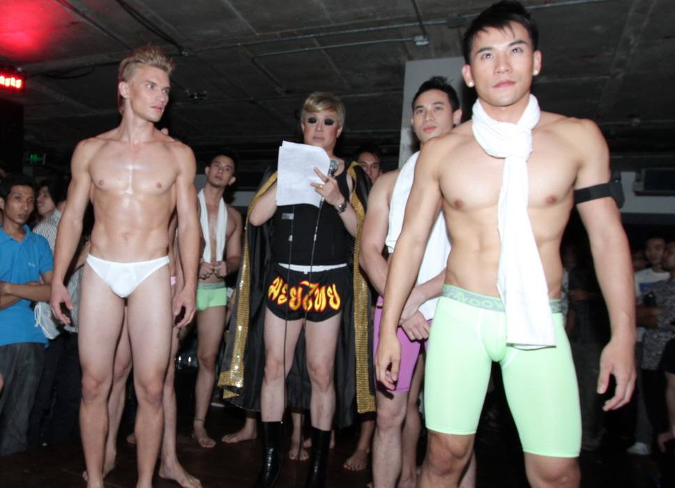 มาโหวตให้ Sexy's men จากงาน Attitude Party กันดีกว่า