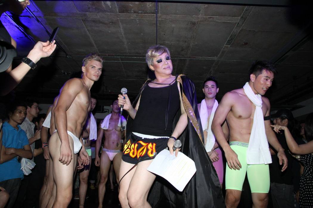 มาโหวตให้ Sexy's men จากงาน Attitude Party กันดีกว่า