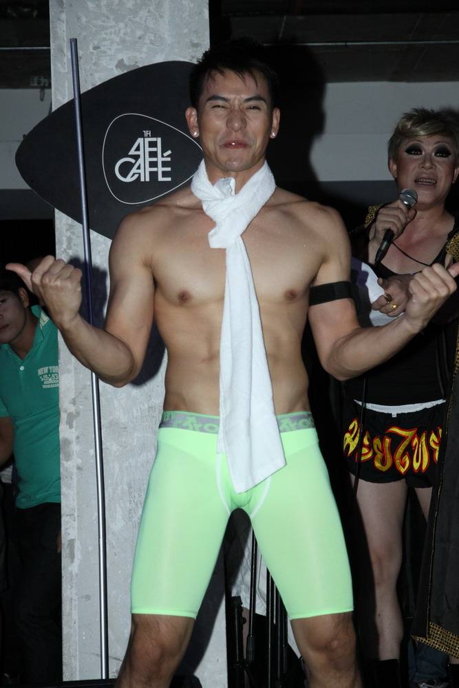 มาโหวตให้ Sexy's men จากงาน Attitude Party กันดีกว่า