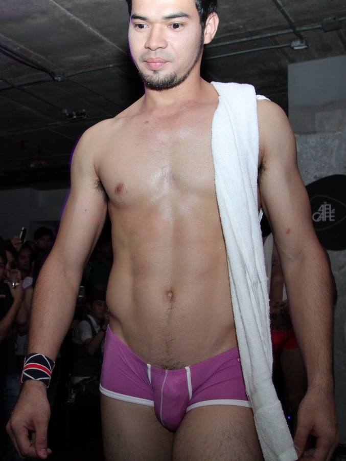 มาโหวตให้ Sexy's men จากงาน Attitude Party กันดีกว่า