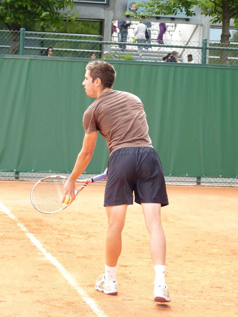 หนุุุุ่่่่่่่่่่่มนักเทนนิส