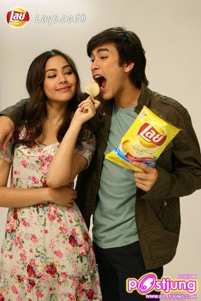 ญาญ่า & ณเดชน์ ภาพเบื้องหลังการถ่ายโฆษณาเลย์