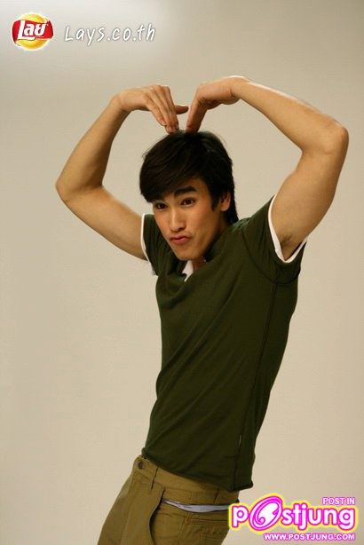 ญาญ่า & ณเดชน์ ภาพเบื้องหลังการถ่ายโฆษณาเลย์