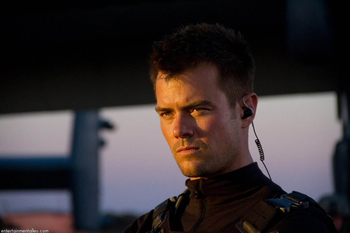 วันนี้เด่นไปดู Tranformers3 มาชอบนักแสดงคนนี้มากค่ะ Josh Duhamel