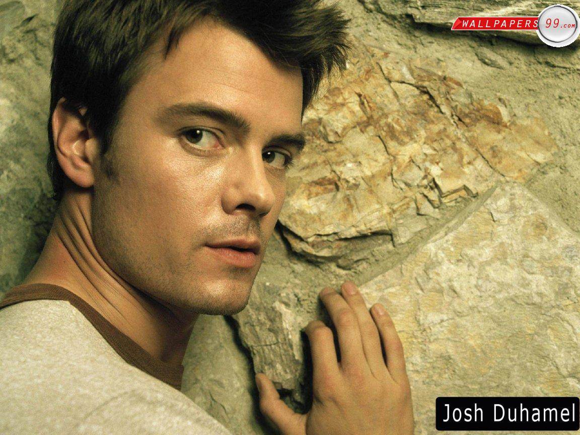 วันนี้เด่นไปดู Tranformers3 มาชอบนักแสดงคนนี้มากค่ะ Josh Duhamel