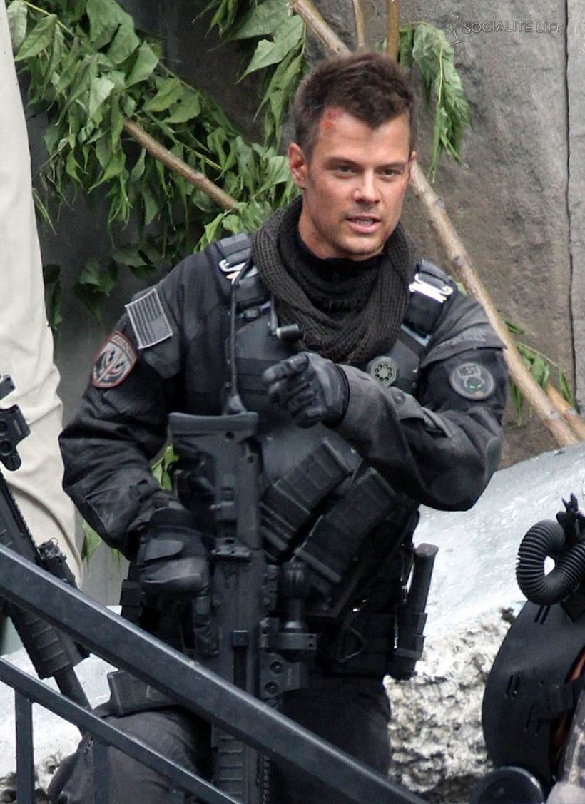 วันนี้เด่นไปดู Tranformers3 มาชอบนักแสดงคนนี้มากค่ะ Josh Duhamel