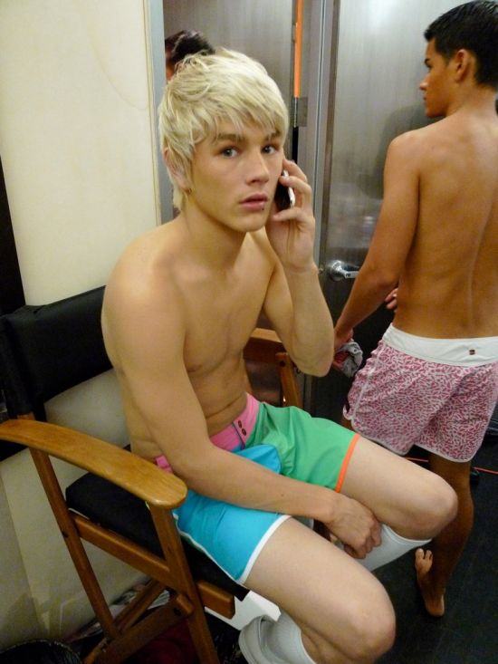 นายแบบหุ่นบาง luke worrall