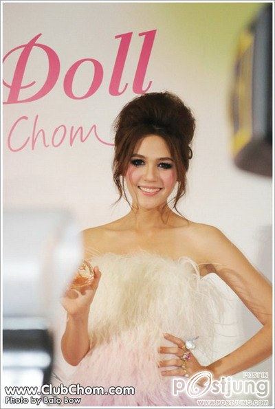 ชัดชัด!กระเป๋าหรูใบละล้านของชมพู่-อารยา