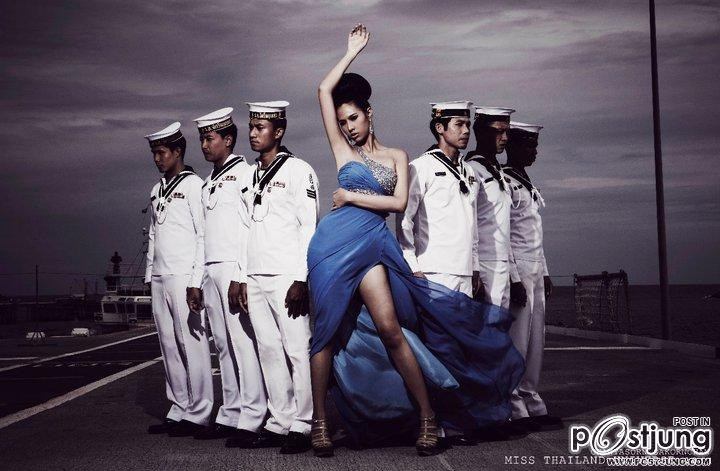 "น้องฟ้า" MTU 2011 @ Fasion set...