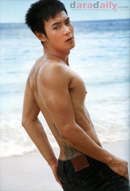 บรรดานักแสดงในสังกัดช่อง 3