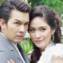 พลอย เฌอมาลย์ - อั้ม อธิชาติ อาจจะได้ประกบกันใน ขุนศึก 