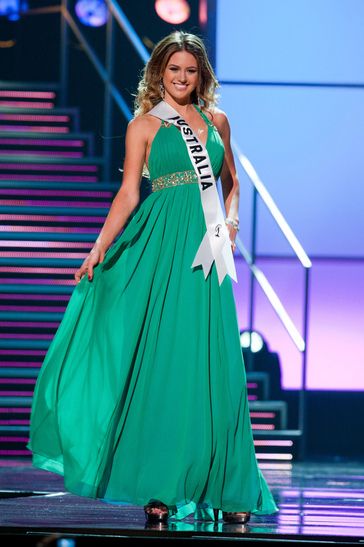 คุณคิดยังไงกับเธอคนนี้ในการประกวดMU2O1O