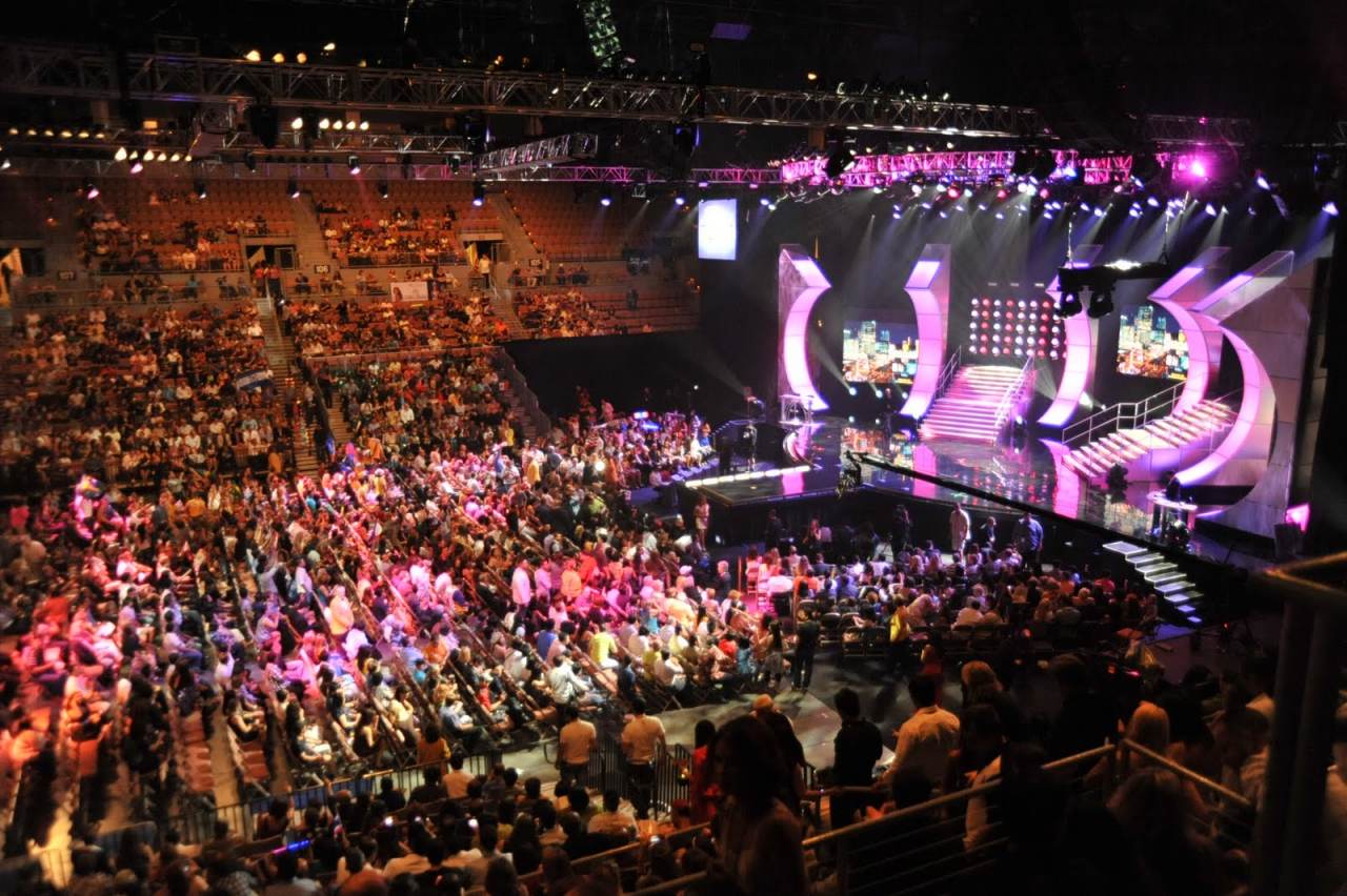 คุณคิดยังไงกับเธอคนนี้ในการประกวดMU2O1O