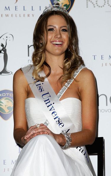 คุณคิดยังไงกับเธอคนนี้ในการประกวดMU2O1O