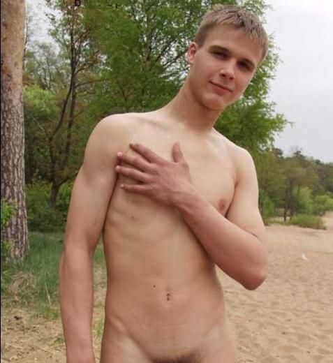 เด็กนอกหุ่นเฟิร์ม