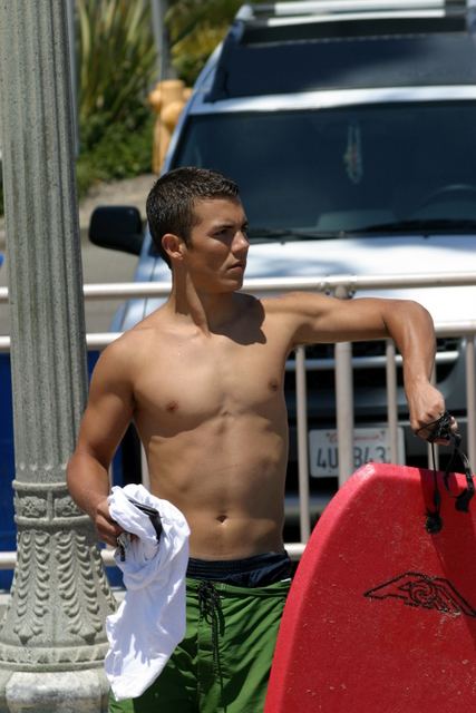 เด็กนอกหุ่นเฟิร์ม